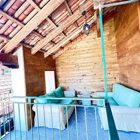 Casa Comparin Daire *