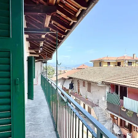 Апартаменты Casa Comparin Бавено