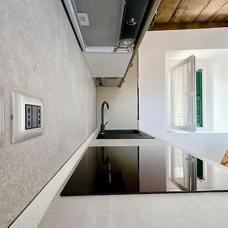 Casa Comparin Apartment *